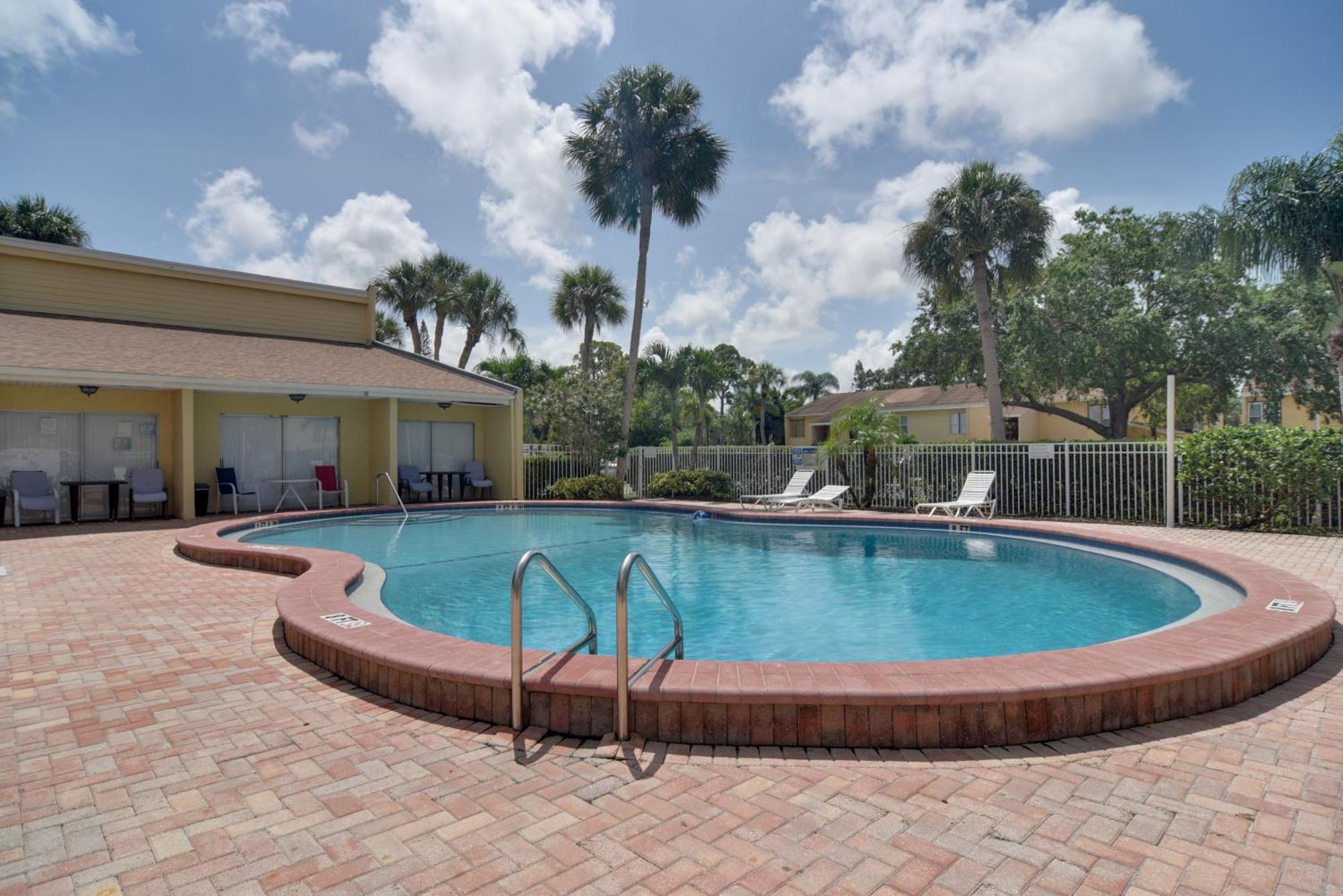 Sarasota Escape About 4 Mi To Siesta Key Beach! Luaran gambar