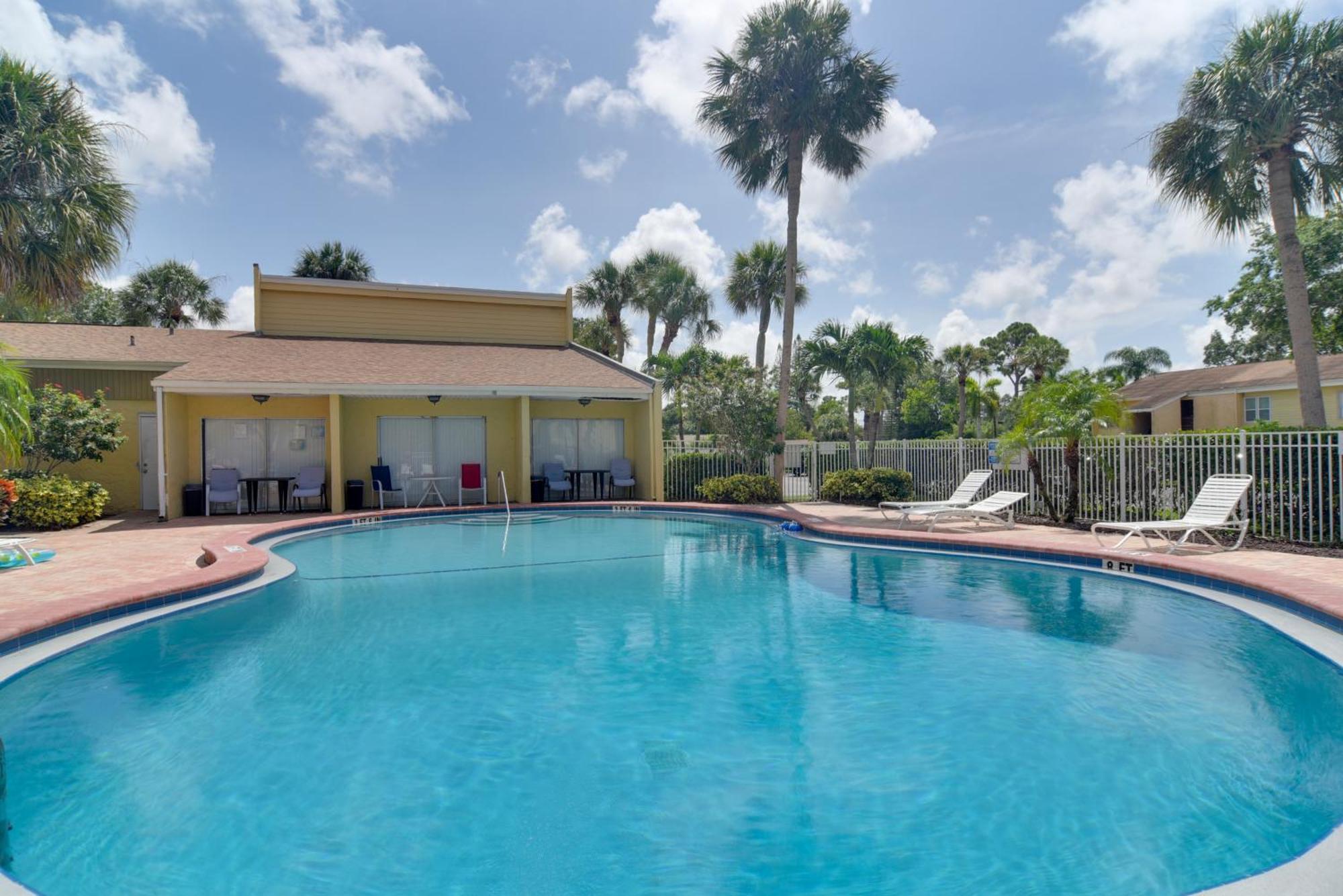 Sarasota Escape About 4 Mi To Siesta Key Beach! Luaran gambar